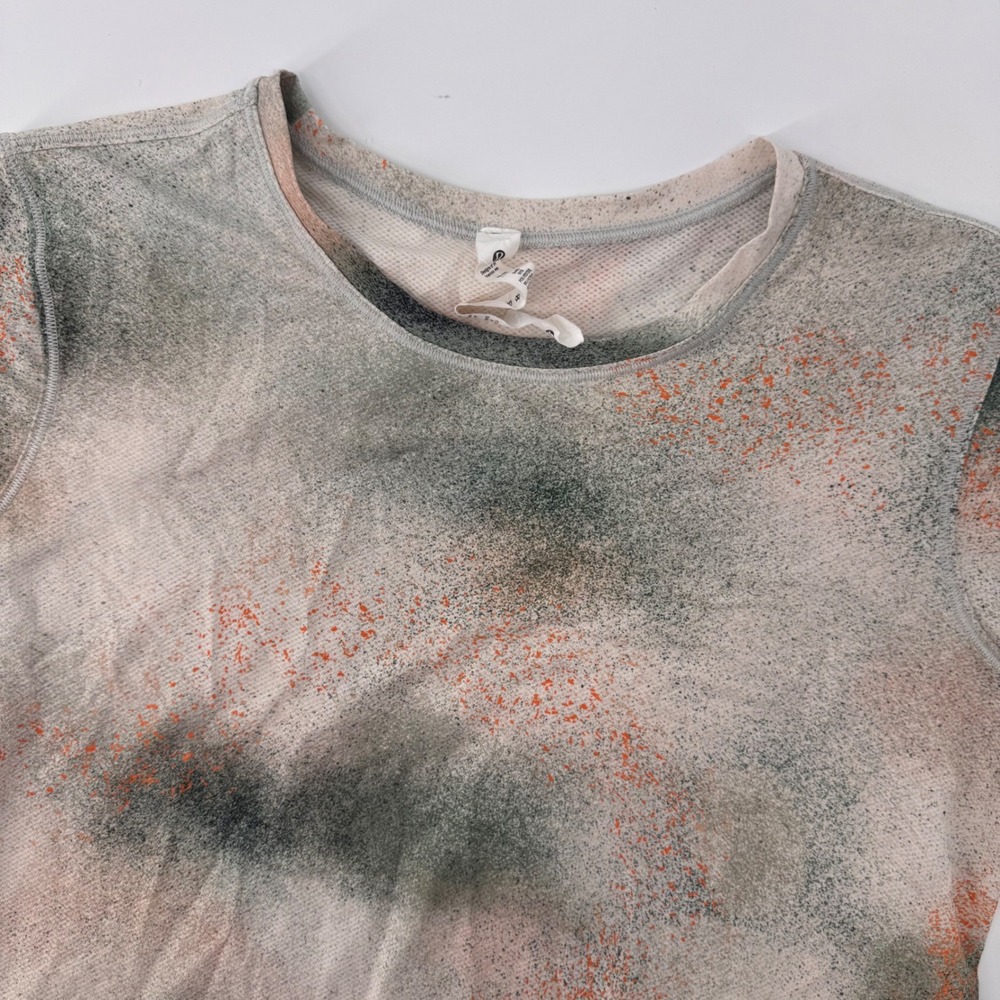 Lululemon High Neck Running Training T-Shirt Womens 4 Spray Camo Short Sleeve